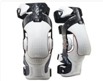 POD K8 3.0 KNEE BRACE CARBON (PR) CARBON/WHITE